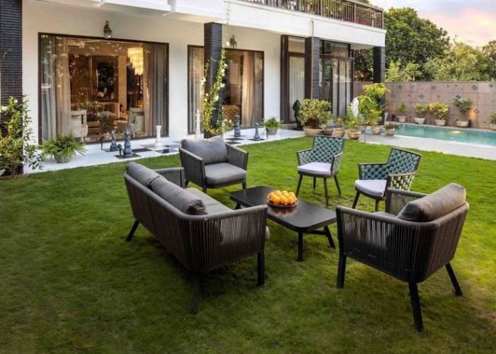 green artificial grass carpet garden lawn